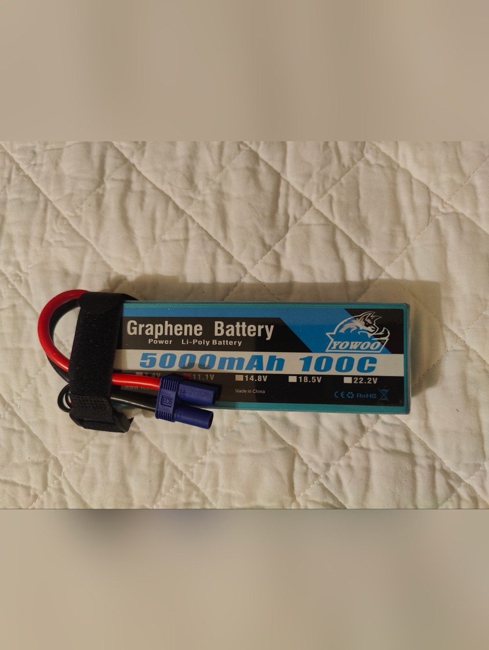 YoWoo 5000mAh 6S 100C Graphene Lipo battery. 